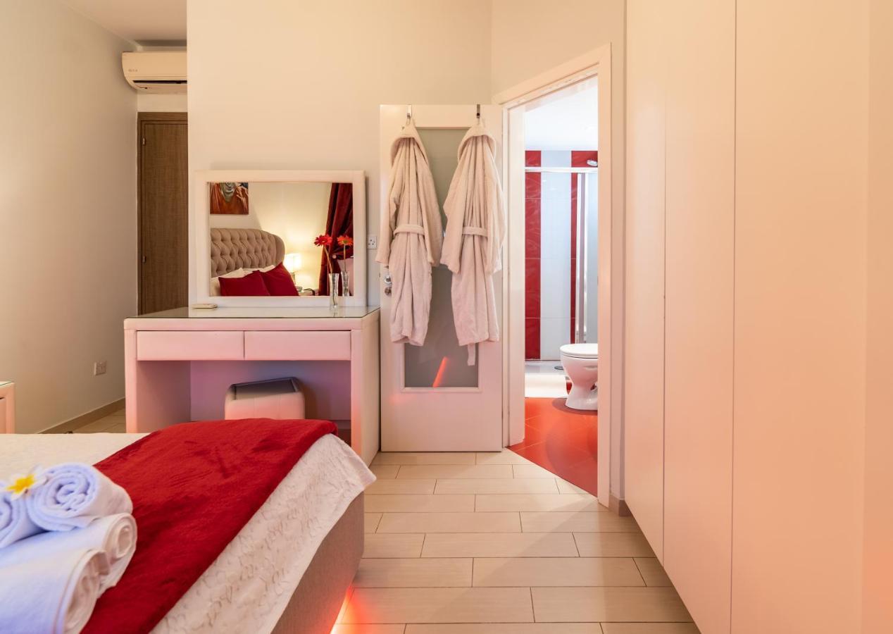 Mesogios House Suites Larnaca Eksteriør billede
